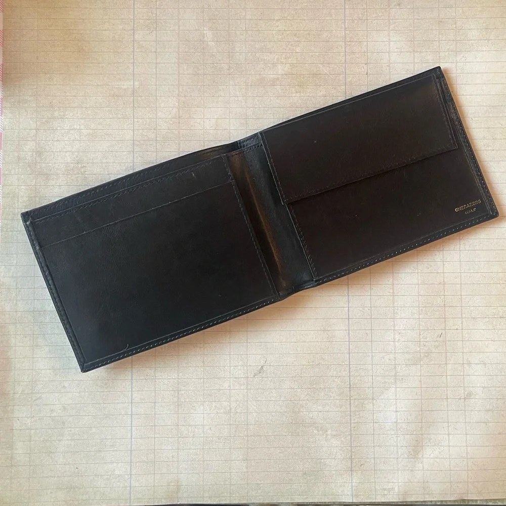 Gherardini Sleek Black Bi-Fold Wallet